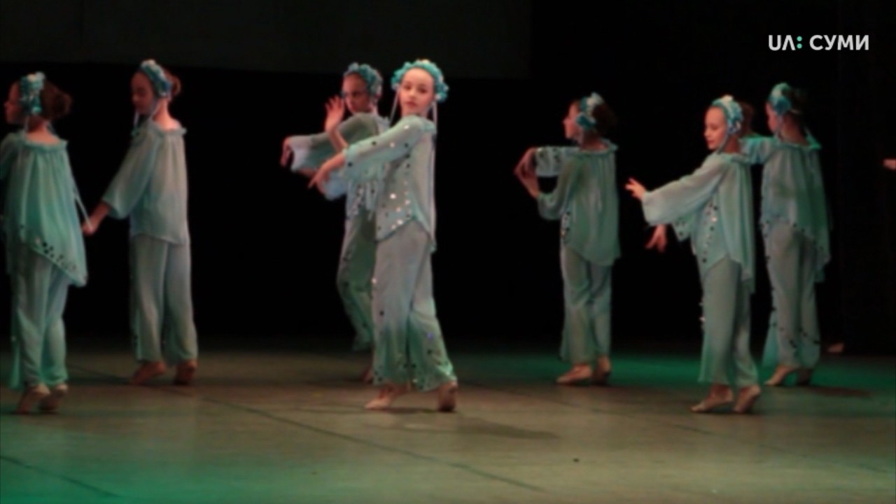 Балет у Сумському театрі для дітей та юнацтва показали вихованці студії «Престиж»