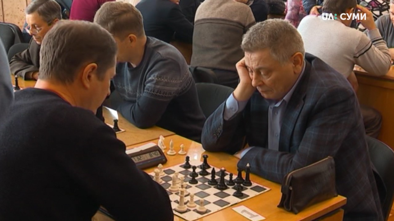 Турнір з шашок і шахів серед депутатів відбувся у Сумській обласній раді